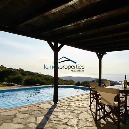The Pool Garden House With A Fantastic Sea And Sunset View Vakantiehuis *